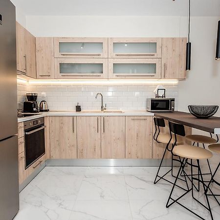 Central Luxury Apartment เทสซาโลนิกิ ภายนอก รูปภาพ
