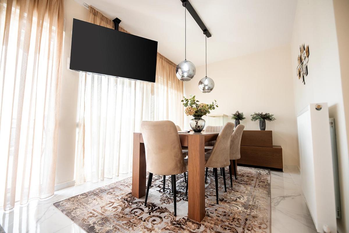 Central Luxury Apartment เทสซาโลนิกิ ภายนอก รูปภาพ